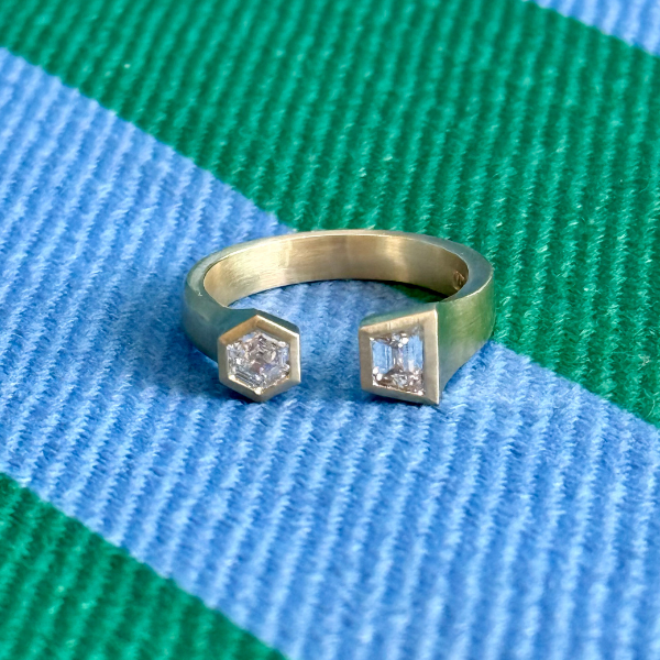 A Custom Geometric Statement Ring
